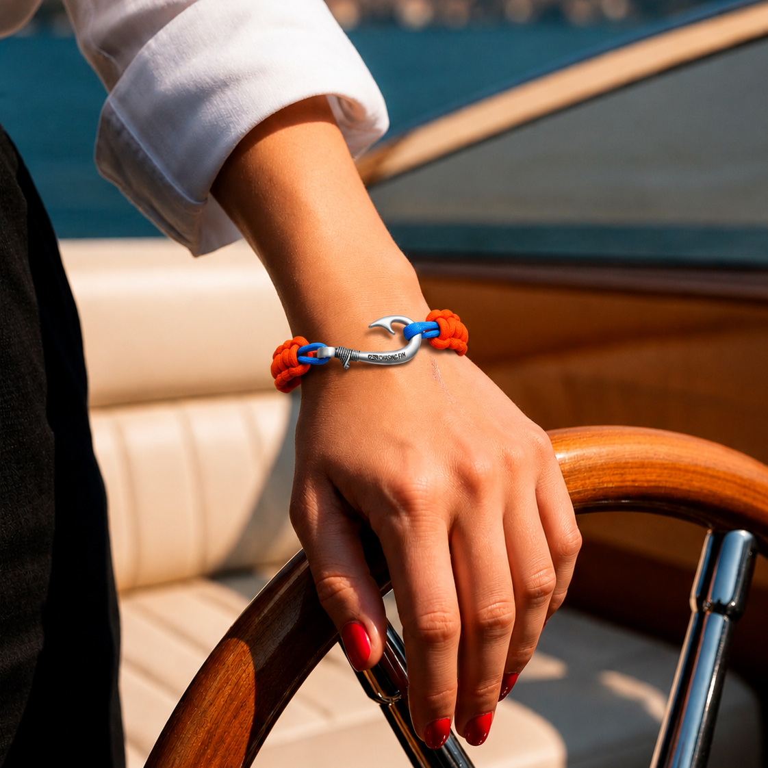 Glow Fish Cobra Braid Fish Hook Bracelet-Glow in the Dark