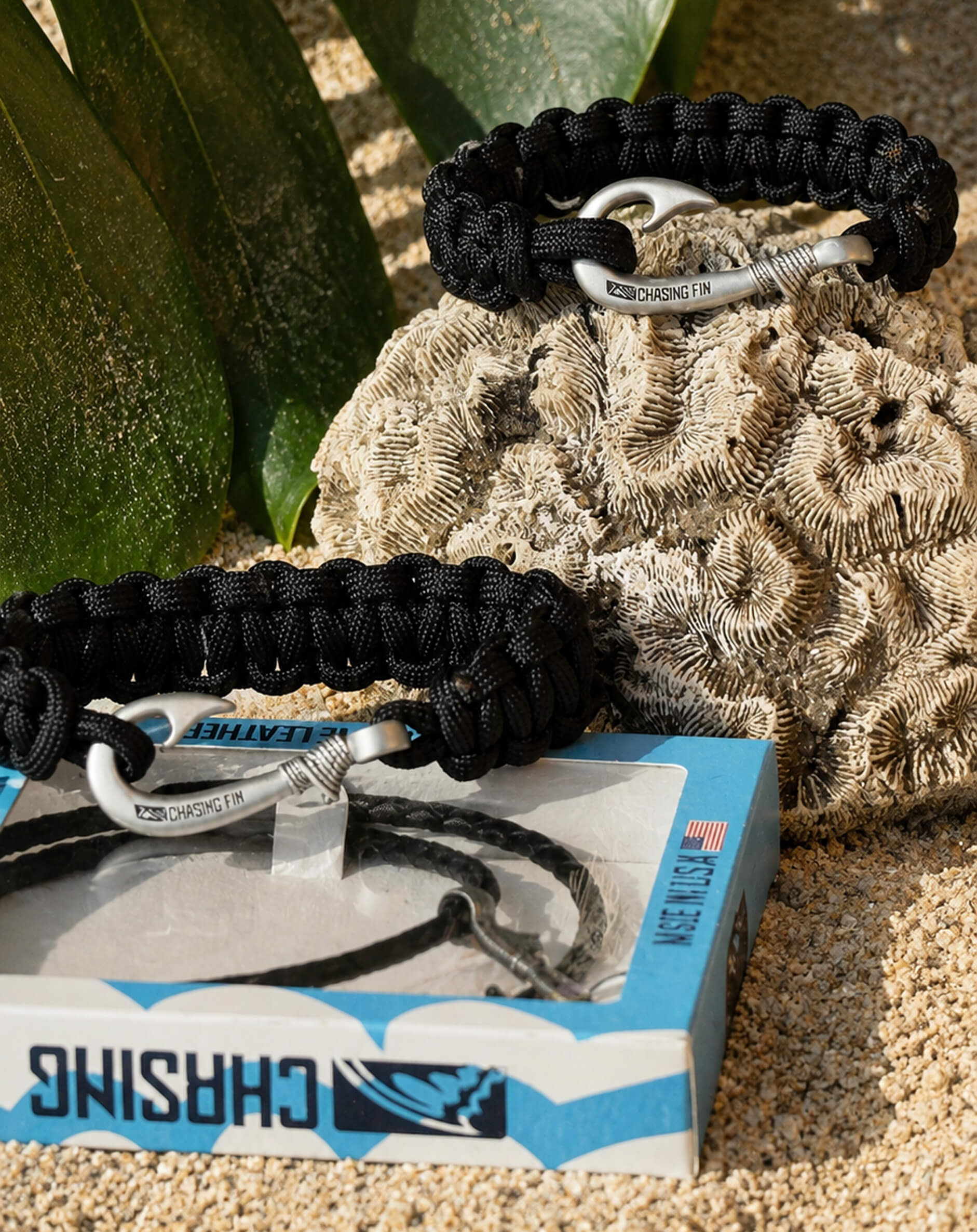 Black Cobra Bracelet - Chasing Fin