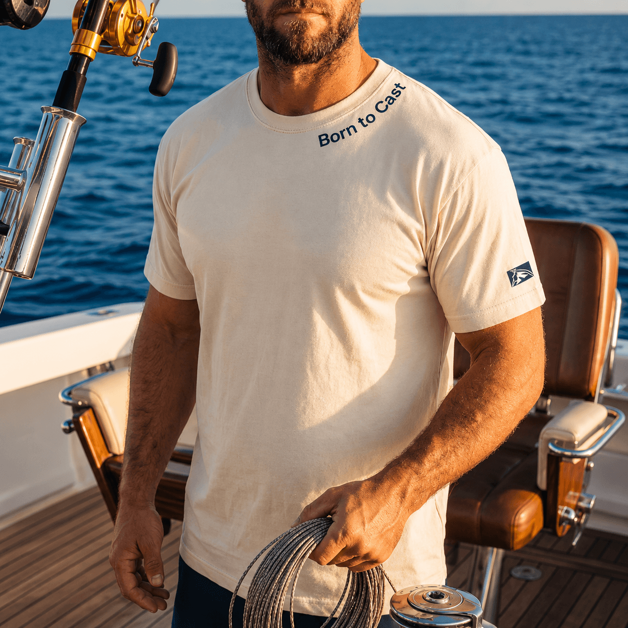 Born to Cast - T-shirt Heavyweight - Chasing Fin New Collection
