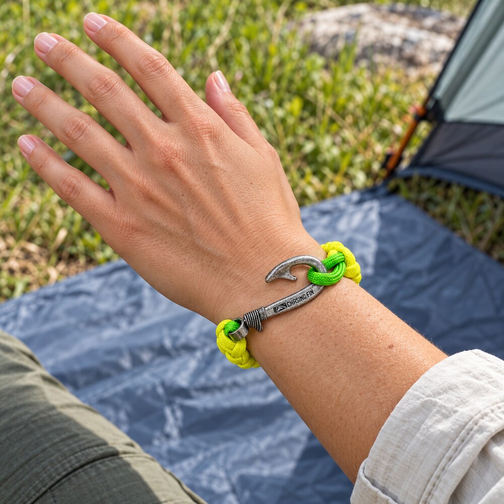 Frogs for Hogs Cobra Braid Fish Hook Bracelet -Glow Under Black Light