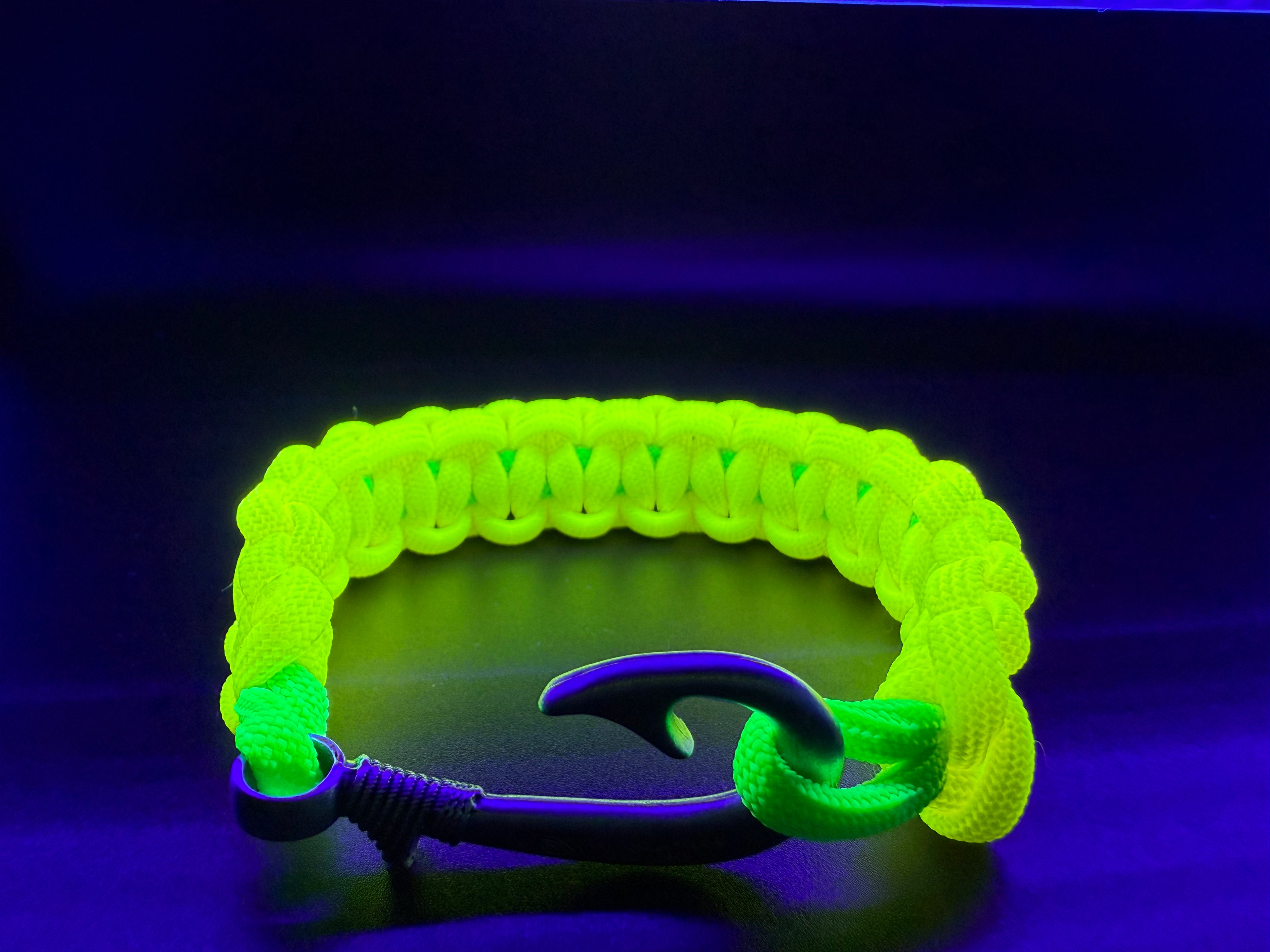 Frogs for Hogs Cobra Braid Fish Hook Bracelet -Glow in the Dark
