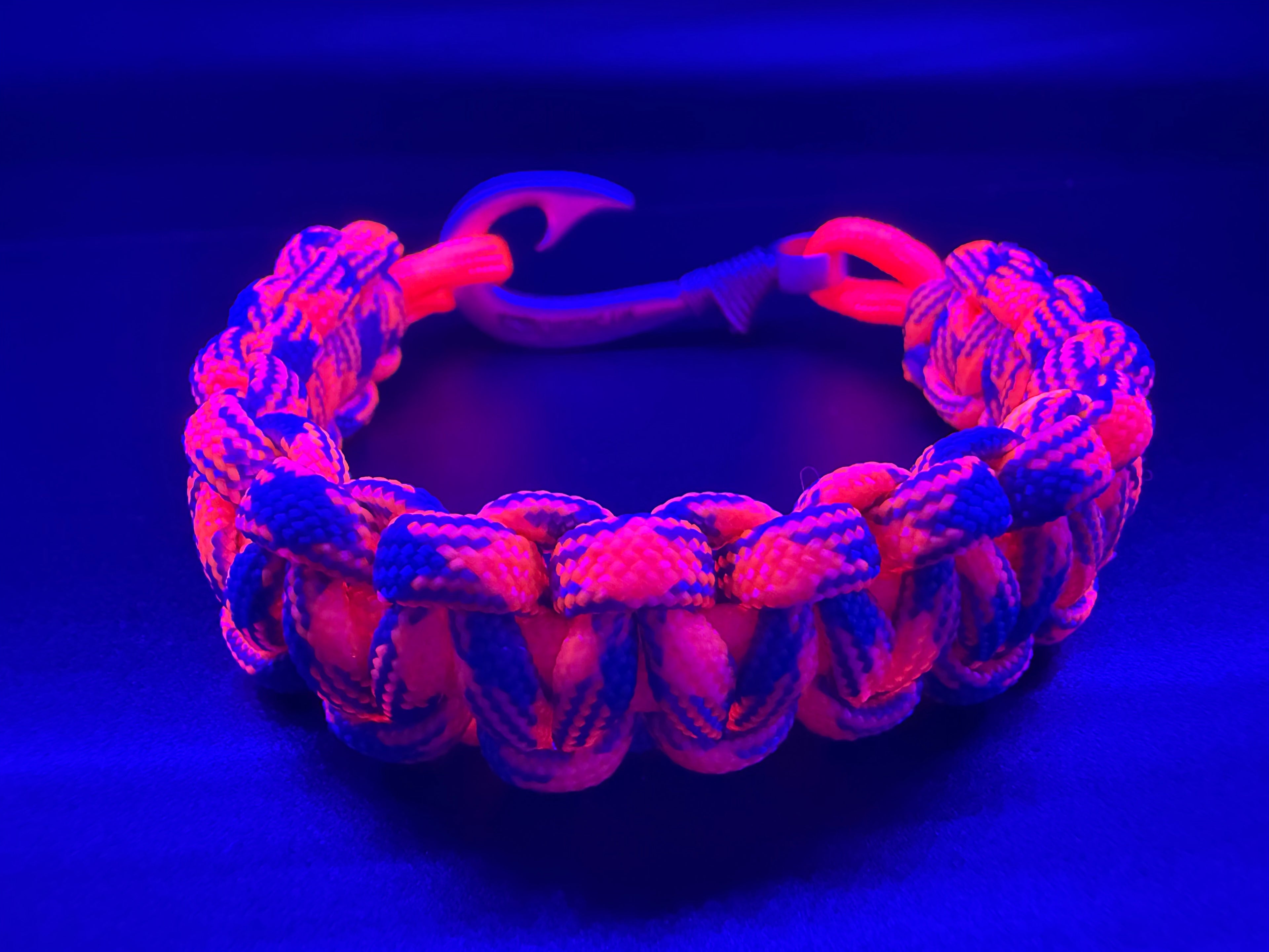 Rosy Reef Cobra Braid Fish Hook Bracelet-Glow in the Dark
