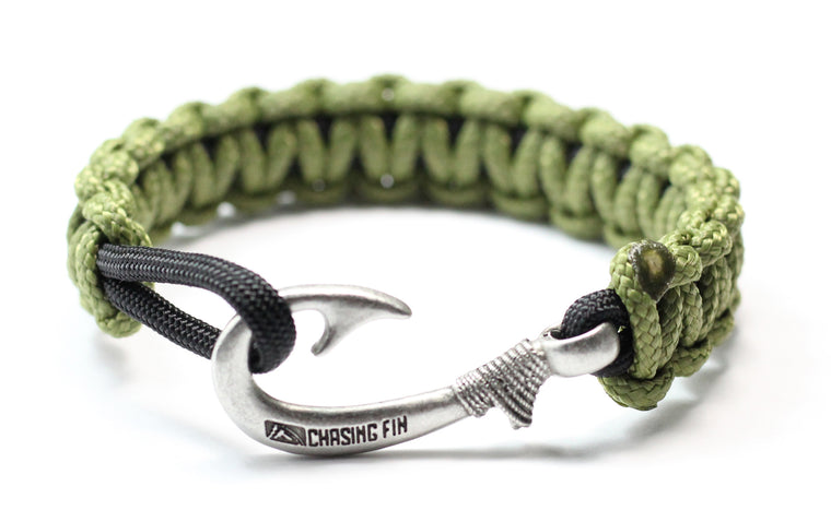 New Slim Cobra Braid Fish Hook Bracelet (Moss & Black)