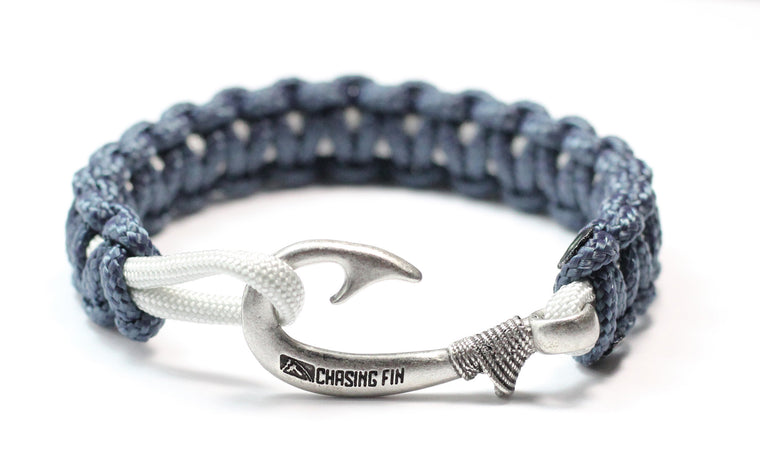 New Slim Cobra Braid Fish Hook Bracelet (Navy & Silver Gray)